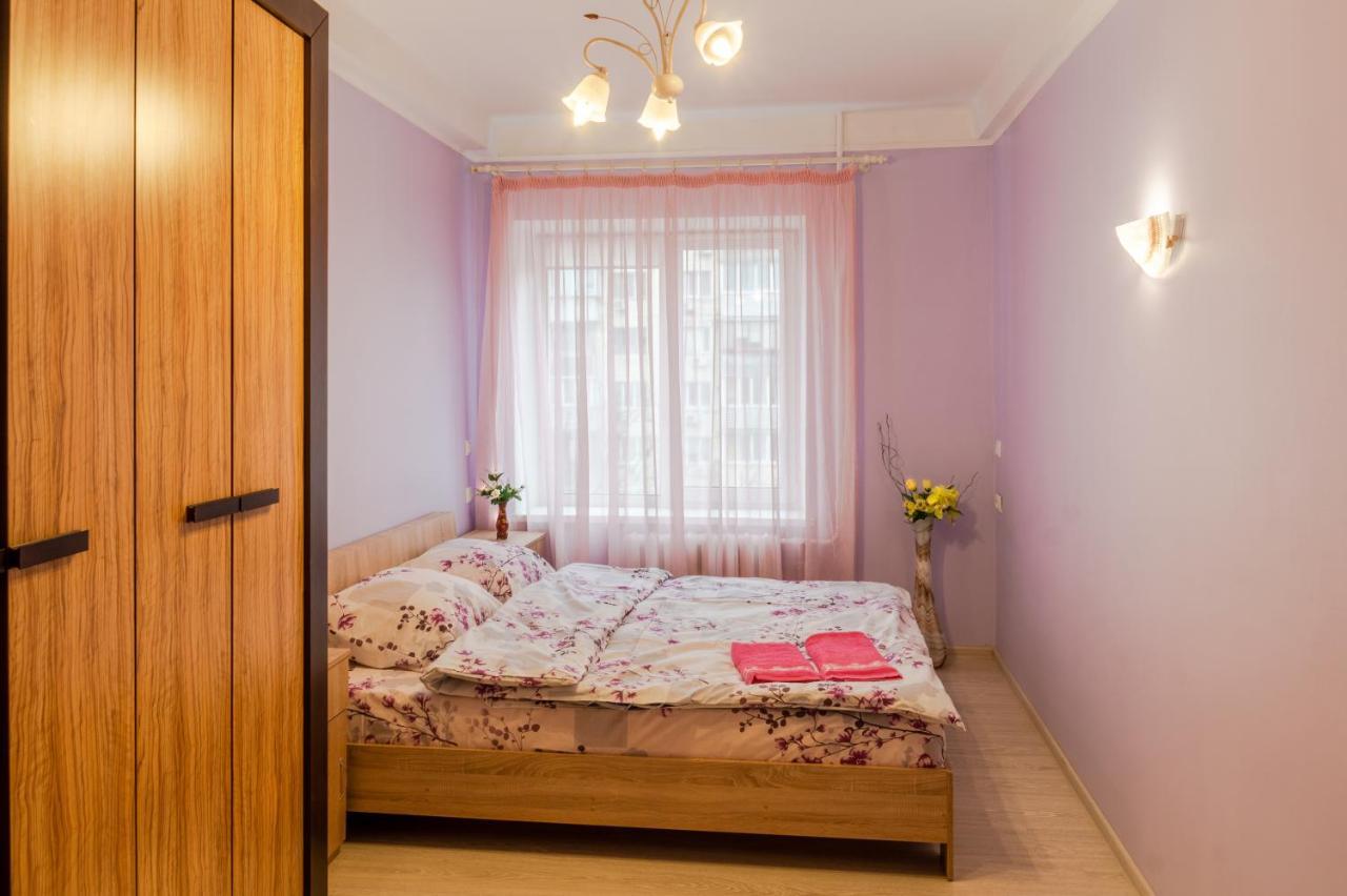112 Вулиця Велика Васильківська Kiev Exterior foto